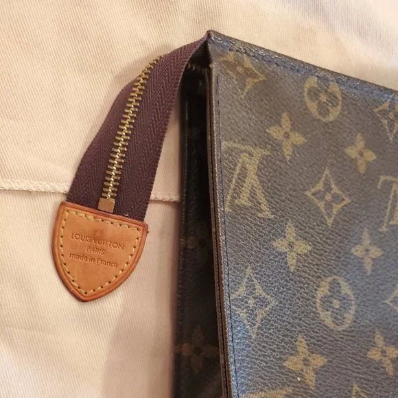 🌺 Louis Vuitton Monogram Toiletry Pouch Clutch 19 Excellent - Picture 4 of 14